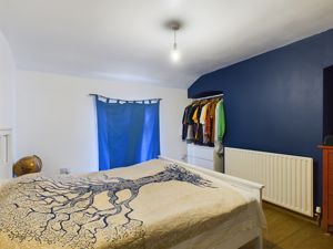 Bedroom- click for photo gallery